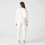 Lacoste מכנסי טרנינג עם הדפס ימי DZ4D0D2554 לבן 70V נשים - Image 3