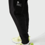 Lacoste מכנסי טרנינג עם הדפס רפלקטיבי DZ4D0D1043 שחור 031 גברים - Image 8
