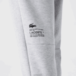 Lacoste מכנסי טרנינג עם הדפס רפלקטיבי DZ4D0D1044 chine אפור cca גברים - Image 4