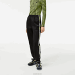 Lacoste מכנסי טרנינג עם פס לוגו DZ4D0D2406 שחור 031 נשים - Image 2