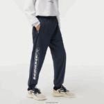 Lacoste מכנסי טרנינג עמיד למים DZ4D0D336 כחול kxe גברים - Image 2