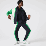 Lacoste מכנסי טרנינג קל משקל דוחה מים DZ4D0D1180 כחול נייבי לבן ירוק 19v גברים - Image 2