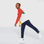 Lacoste מכנסי טרנינג קל משקל עם צינורות DZ4D0D3211 כחול כהה לבן 525 בנים
