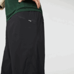 Lacoste מכנסי טרנינג קלים DZ4D0D1131 שחור 031 גברים - Image 4