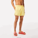 Lacoste מכנסי ים קלים לייבוש מהיר DZ4D0D539 צהוב ירוק 7sh גברים - Image 2