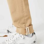 Lacoste מכנסי כותנה נמתחים קלאסיים בגזרה דקיקה DZ4D0D479 בז' 02s גברים - Image 5