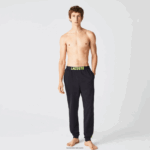 Lacoste מכנסי פיג'מה צמר לוגו אוברסייז DZ4D0D1566 אפור כהה לבן צהוב p44 גברים - Image 6