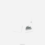 Lacoste מכנסיים קצרים ממותגים בהדפס ניגודיות DZ4D0D3072 לבן 70V בנים