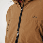 Lacoste מעיל אריג ממותג DZ4D0D1293 חום z0w גברים - Image 8