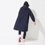 Lacoste מעיל גשם מתקפל במהדורת ספורט צרפתית DZ4D0D1296 חוק כהה כחול לבן אדום גברים - Image 2