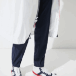 Lacoste מעיל גשם מתקפל במהדורת ספורט צרפתית DZ4D0D2622 לבן נייבי כחול אדום a10 נשים - Image 8