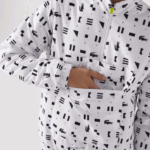 Lacoste מעיל טניס ספורטיבי דוחה מים DZ4D0D1237 לבן כחול כהה 0l3 גברים - Image 8