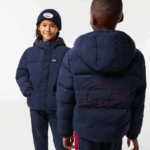 Lacoste מעיל טפטה עם ברדס רקמת תנין DZ4D0D3221 כחול כהה אדום 7pe ילדים
