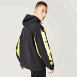 Lacoste מעיל ניילון בלוק מורשת DZ4D0D1238 שחור צהוב tj6 גברים - Image 4