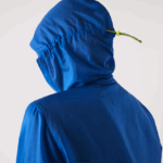 Lacoste מעיל ספורטיבי דוחה מים שניתן לארוז DZ4D0D2618 כחול k1q נשים - Image 8