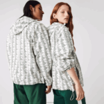 Lacoste מעיל רוח בדוגמת מונוגרמה חיה DZ4D0D1291 לבן ירוק pt2 גברים - Image 3