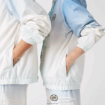 Lacoste מעיל רוח חי קליל DZ4D0D1280 כחול לבן טורקיז 3ux גברים - Image 9