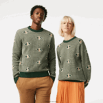 Lacoste סוודר מונוגרמה בהתאמה קלאסית DZ4D0D1504 ירוק בז' לבן lvt גברים