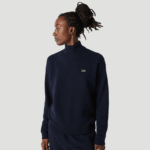 Lacoste סוודר צמר עם צוואר גבוה DZ4D0D2650 כחול כהה 166 נשים - Image 2