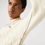 Lacoste סוודר צמר פסים בהתאמה קלאסית DZ4D0D1518 לבן צהוב כחול 7mz גברים - Image 5