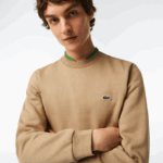 Lacoste סווטשירט מכותנה אורגנית מוברש DZ4D0D289 בז' cb8 גברים - Image 2