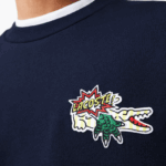 Lacoste סווטשירט מכותנה אורגנית תג DZ4D0D988 כחול כהה 166 גברים - Image 4