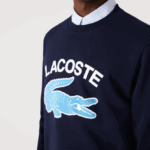Lacoste סווטשירט עם צווארון בהדפס תנין DZ4D0D1029 כחול כהה 166 גברים - Image 5