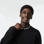 Lacoste סווטשירט עם צווארון לוגו DZ4D0D358 שחור 031 גברים - Image 2