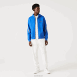 Lacoste סווטשירט עם רוכסן עם קפוצ'ון להקות מודפסות DZ4D0D1241 כחול k1q גברים - Image 2