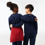 Lacoste סווטשירט קולורבלוק ממותג ניגודי DZ4D0D3056 כחול כהה 166 ילדים - Image 3