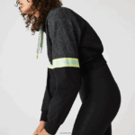 Lacoste סווטשירט קולורבלוק קצוץ בגזרה רופפת DZ4D0D2580 שחור c31 נשים - Image 5