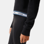 Lacoste סווטשירט קצר להקה מודפס DZ4D0D3206 שחור 031 בנות - Image 6