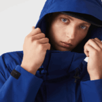 Lacoste פארקה מרופד עמיד במים DZ4D0D1308 כחול bdm גברים - Image 2