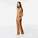 Lacoste פולו בהדפס מונוגרמה בהתאמה רגילה DZ4D0D2475 בז' חום zwm נשים - Image 2
