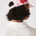 Lacoste פולו כותנה אורגנית עם הדפס קצר בגזרה משוחררת DZ4D0D2525 לבן 70V נשים - Image 6