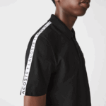 Lacoste פולו כותנה קל משקל עם רצועת אותיות DZ4D0D816 שחור 031 גברים - Image 4