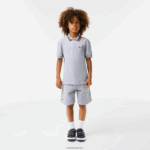 Lacoste פולו פטיט פיקה כותנה טריקולור DZ4D0D2953 צ'ין אפור לבן w9d בנים - Image 2