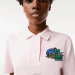 Lacoste פולו תג קומיקס בכושר רגיל DZ4D0D2494 ורוד בהיר t03 נשים - Image 4