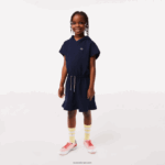Lacoste שמלת סוודר ללא שרוולים של פיקה מתיחה DZ4D0D3096 כחול כהה 166 בנות