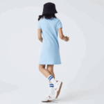 Lacoste שמלת פולו כותנה DZ4D0D3094 כחול hbp בנות - Image 3