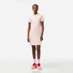 Lacoste שמלת פולו פיקה מכותנה מתיחה DZ4D0D2476 אדי ורוד בהיר נשים