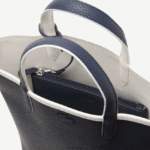 Lacoste תיק בד מצופה אנה הפיך DZ4D0D2780 Farine blue nuit l44 נשים - Image 4