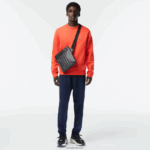Lacoste תיק הכתף בהדפס מונוגרמה מעורב DZ4D0D1941 מונוגרמה נואר גרי H45 גברים
