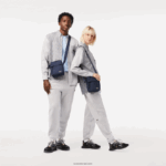 Lacoste תיק מוצלב עם רוכסן DZ4D0D1982 peacoat 992 גברים